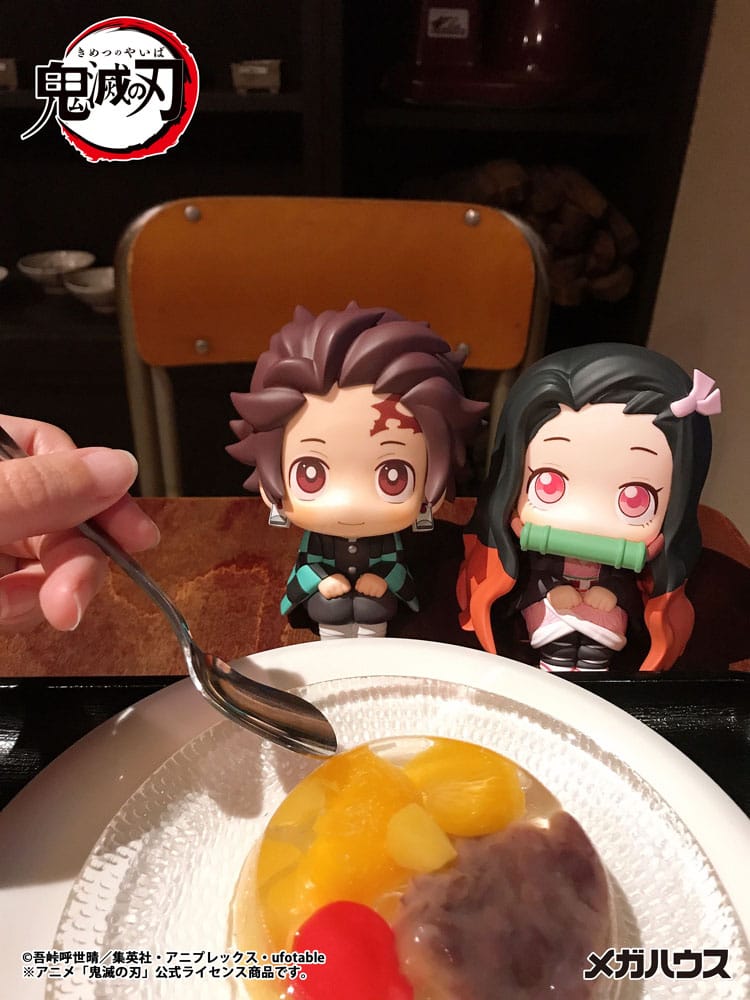 Demon Slayer Kimetsu no Yaiba Look Up PVC Statue Tanjiro Kamado 11 cm  - Preorder - ETA: 25.07.2026