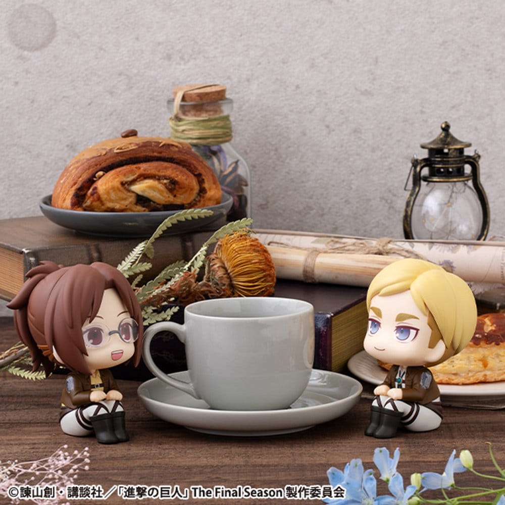 Attack on Titan Look Up PVC Statuen Hange Zoe & Erwin Smith (with gift) 11 cm            - Preorder - ETA: 25.09.2026