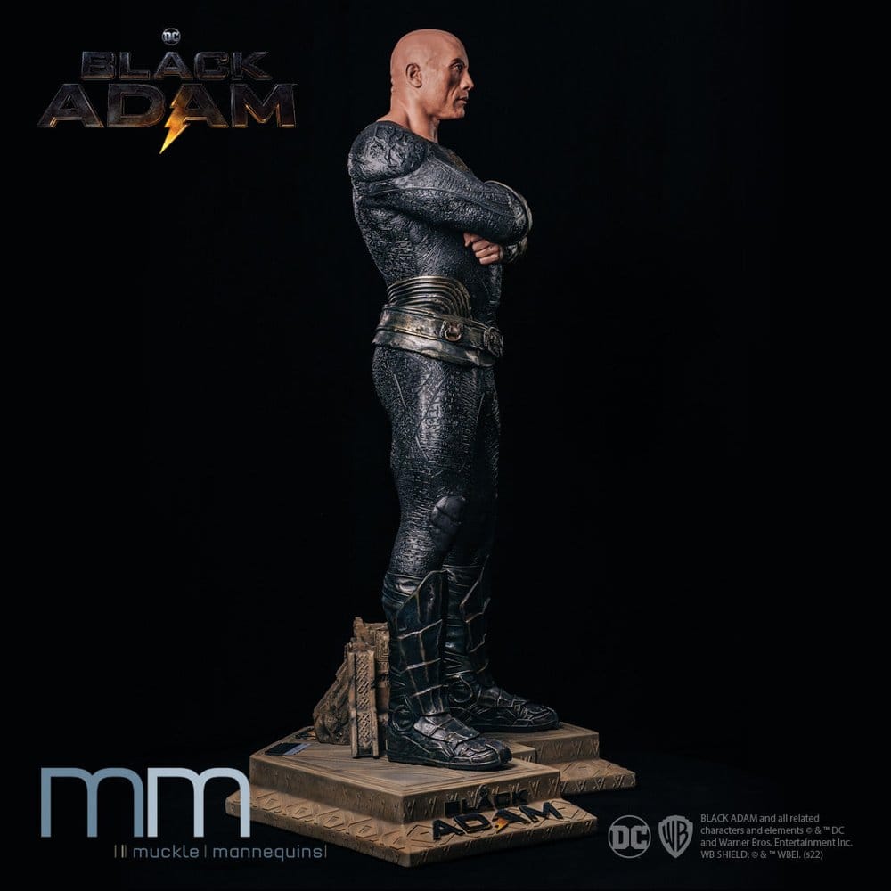 Black Adam Life-Size Statue Black Adam 211 cm - Preorder - ETA: 25.11.2026