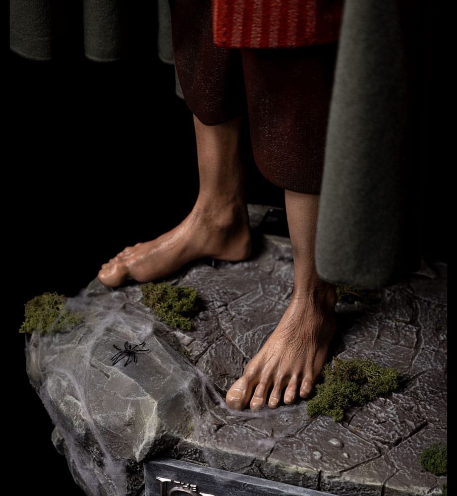 Herr der Ringe Life-Size Statue Frodo 152 cm - Versand: 7 Tage nach Bestellung