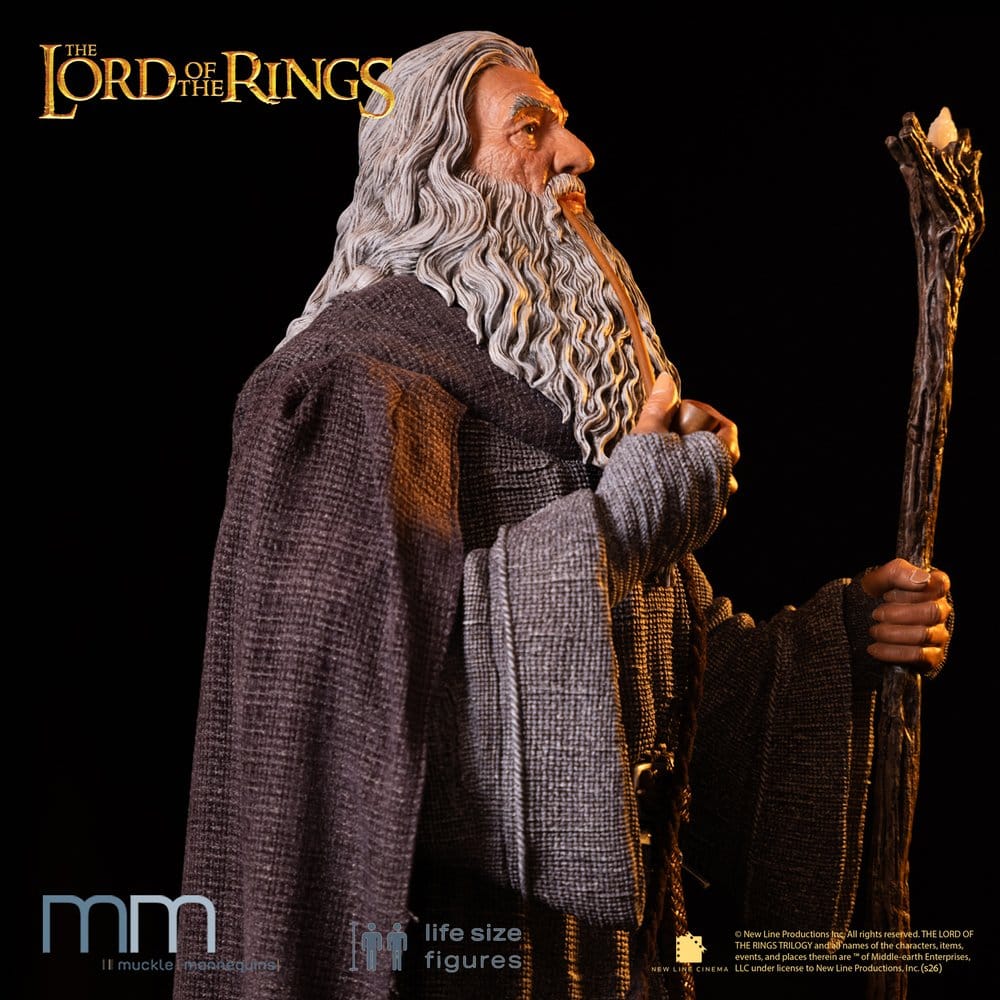 Herr der Ringe Life-Size Statue Gandalf 215 cm - Preorder - ETA: 28.12.2026