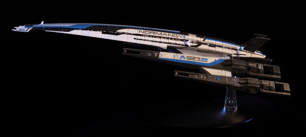 Mass Effect Die-Cast Normandy SR-2 22 cm  - Versand: 7 Tage nach Bestellung