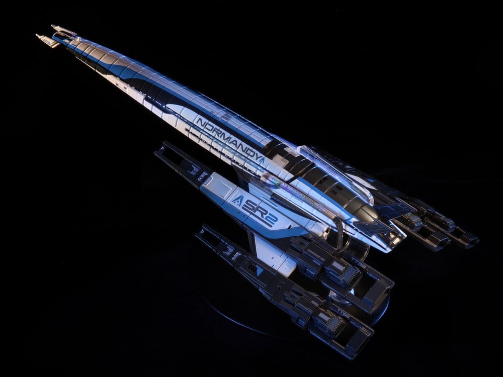 Mass Effect Die-Cast Normandy SR-2 22 cm  - Versand: 7 Tage nach Bestellung