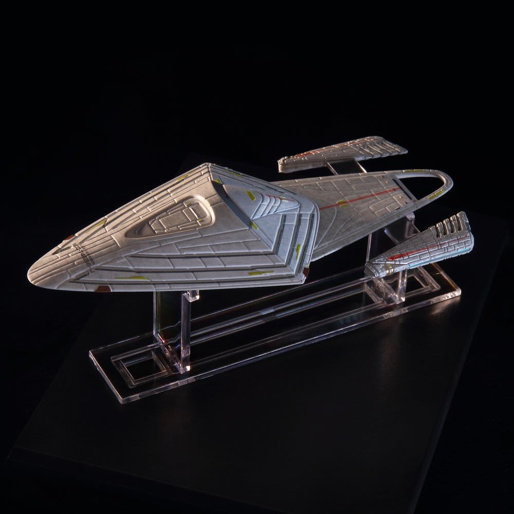 Star Trek Library Die-Cast U.S.S. Voyager NCC-74656-J 10 cm  - Versand: 7 Tage nach Bestellung