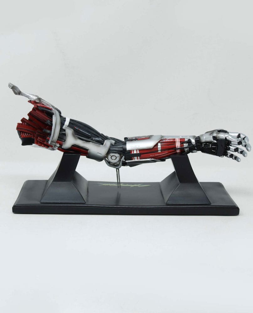 Cyberpunk: Edgerunners Replik Silverhand Arm 30 cm   - Preorder - ETA: 16.08.2026
