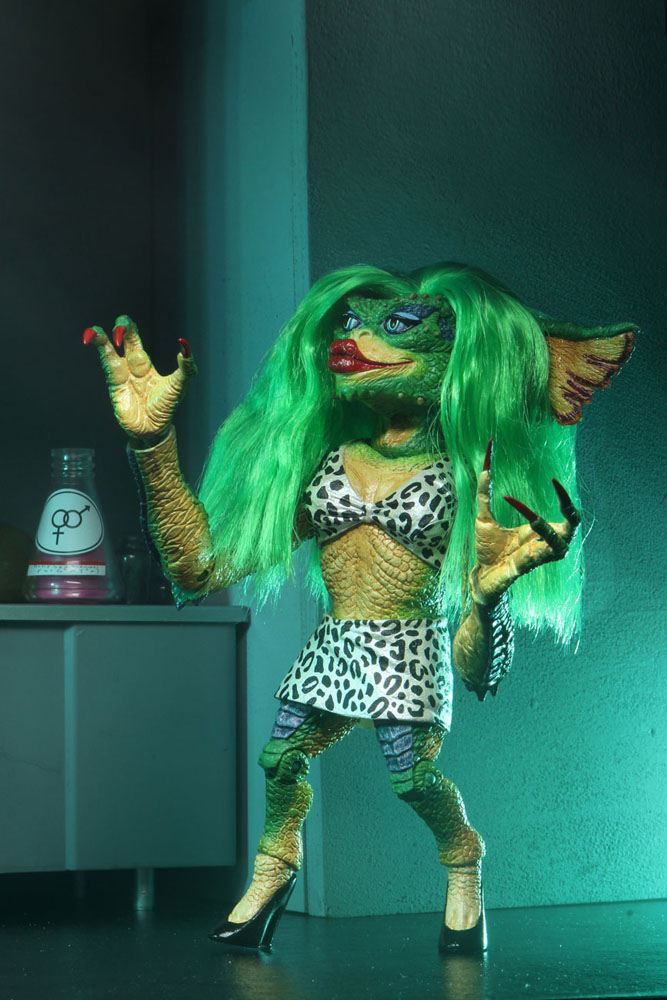 Gremlins 2 Ultimate Actionfigur Greta 15 cm - Versand: 7 Tage nach Bestellung
