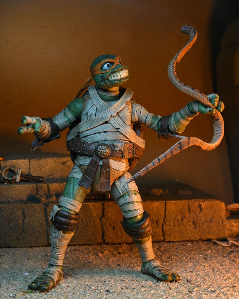 Universal Monsters x Teenage Mutant Ninja Turtles Actionfigur Ultimate Michelangelo as The Mummy 18 cm - Preorder - ETA: 16.02.2026