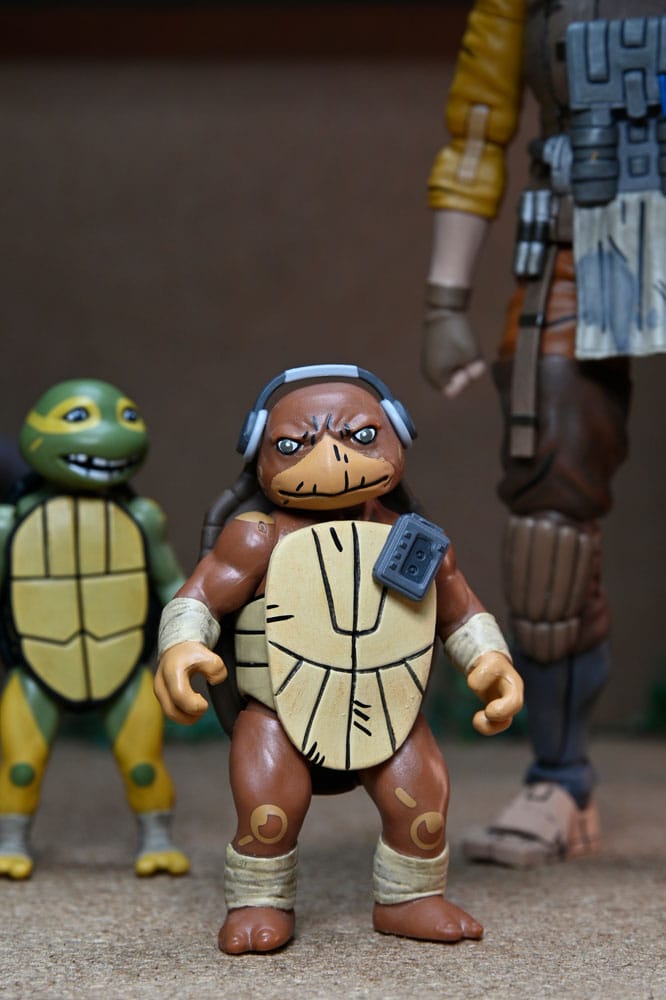 Teenage Mutant Ninja Turtles (The Last Ronin The Lost Years) Actionfigur Grammy April with Baby Yi & Moja 18 cm      - Preorder - ETA: 29.11.2025