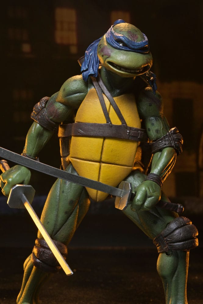 Teenage Mutant Ninja Turtles (1990 Movie) Actionfigur Roof Top Battle Shredder vs Leo 18 cm           - Preorder - ETA: 29.11.2025