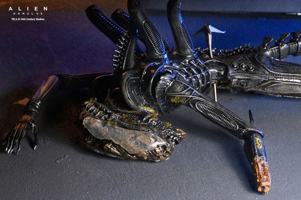 Alien: Romulus Actionfigur Deluxe Suspended Lab Xenomorph XX121 18 cm - Preorder - ETA: 30.12.2025