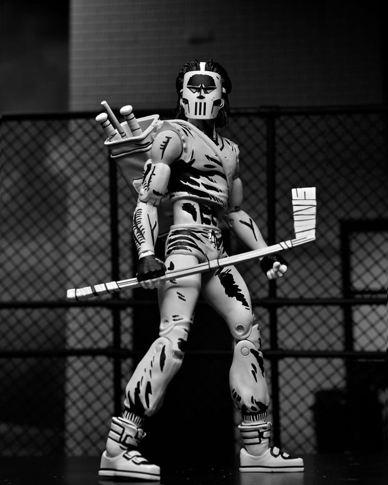 Teenage Mutant Ninja Turtles Actionfigur Casey Jones Black & White 18 cm - Preorder - ETA: 15.10.2025