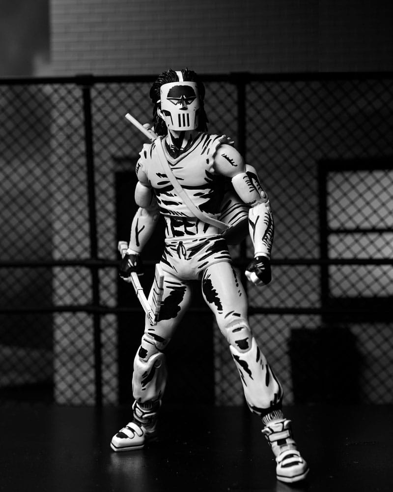 Teenage Mutant Ninja Turtles Actionfigur Casey Jones Black & White 18 cm - Preorder - ETA: 15.10.2025