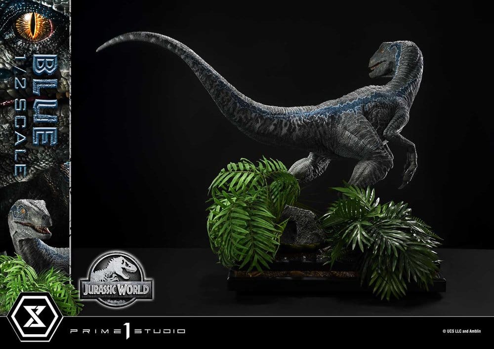 Jurassic World: Fallen Kingdom (Film) Legacy Museum Collection Statue 1/2 Blue 88 cm  - Preorder - ETA: 27.12.2027