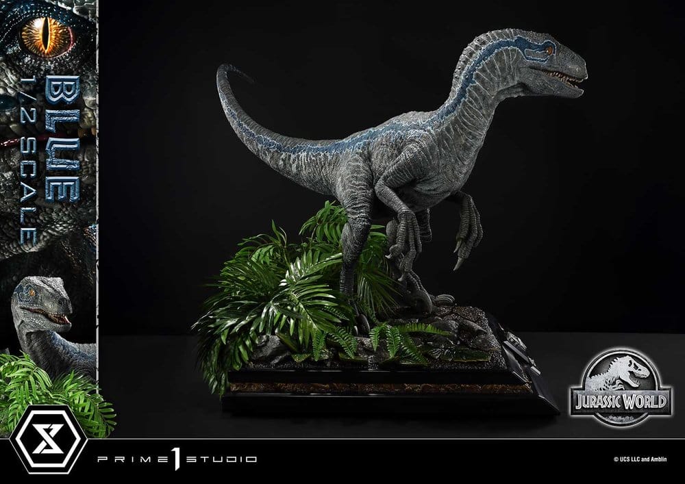 Jurassic World: Fallen Kingdom (Film) Legacy Museum Collection Statue 1/2 Blue 88 cm  - Preorder - ETA: 27.12.2027