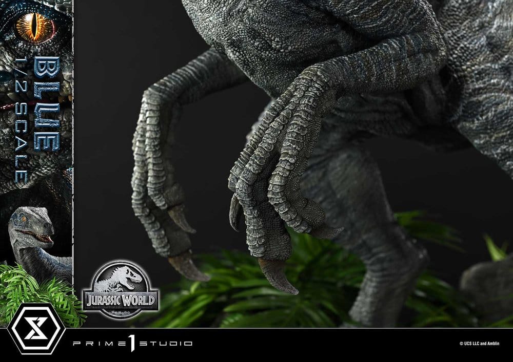 Jurassic World: Fallen Kingdom (Film) Legacy Museum Collection Statue 1/2 Blue 88 cm  - Preorder - ETA: 27.12.2027