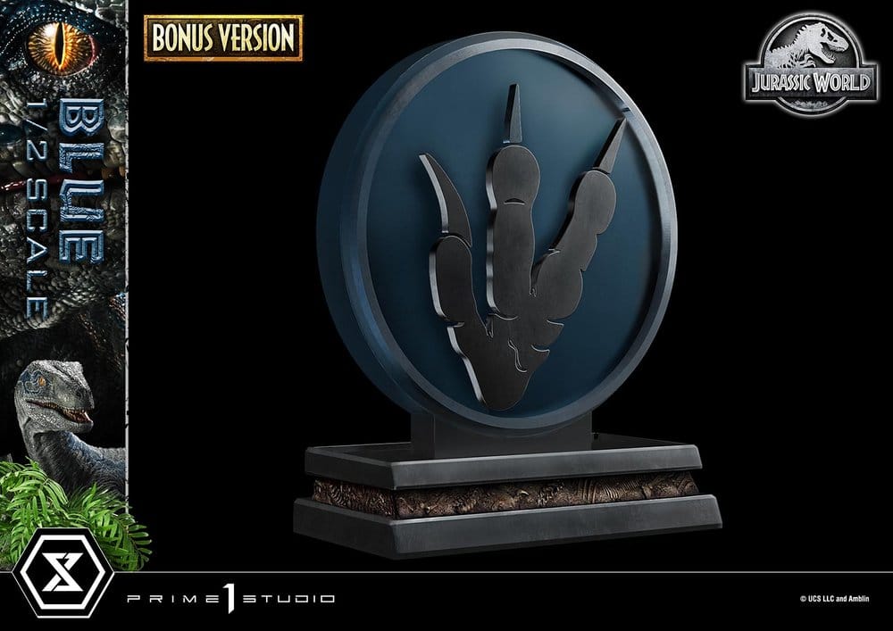 Jurassic World: Fallen Kingdom (Film) Legacy Museum Collection Statue 1/2 Blue Bonus Version 88 cm  - Preorder - ETA: 27.12.2027