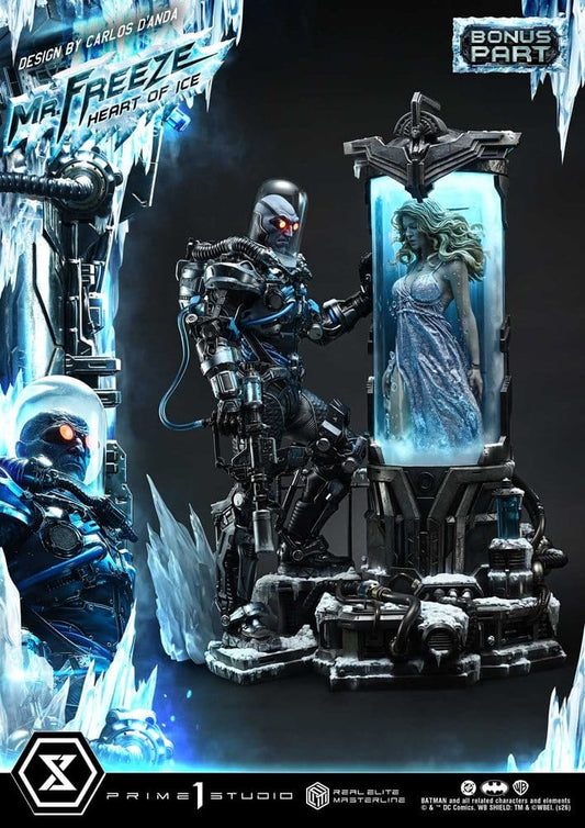DC Comics Real Elite Masterline Series Statue 1/3 Batman (Comics) Mr. Freeze Heart of Ice (Design by Carlos D'Anda) Deluxe Bonus Version 82 cm - Preorder - ETA: 25.07.2028