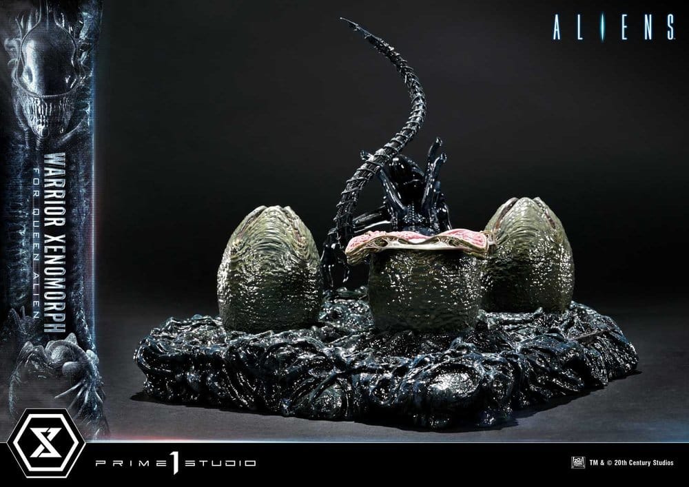Aliens (Film) Ultimate Diorama Masterline Statue Warrior Xenomorph for Queen Alien 23 cm - Preorder - ETA: 25.04.2028