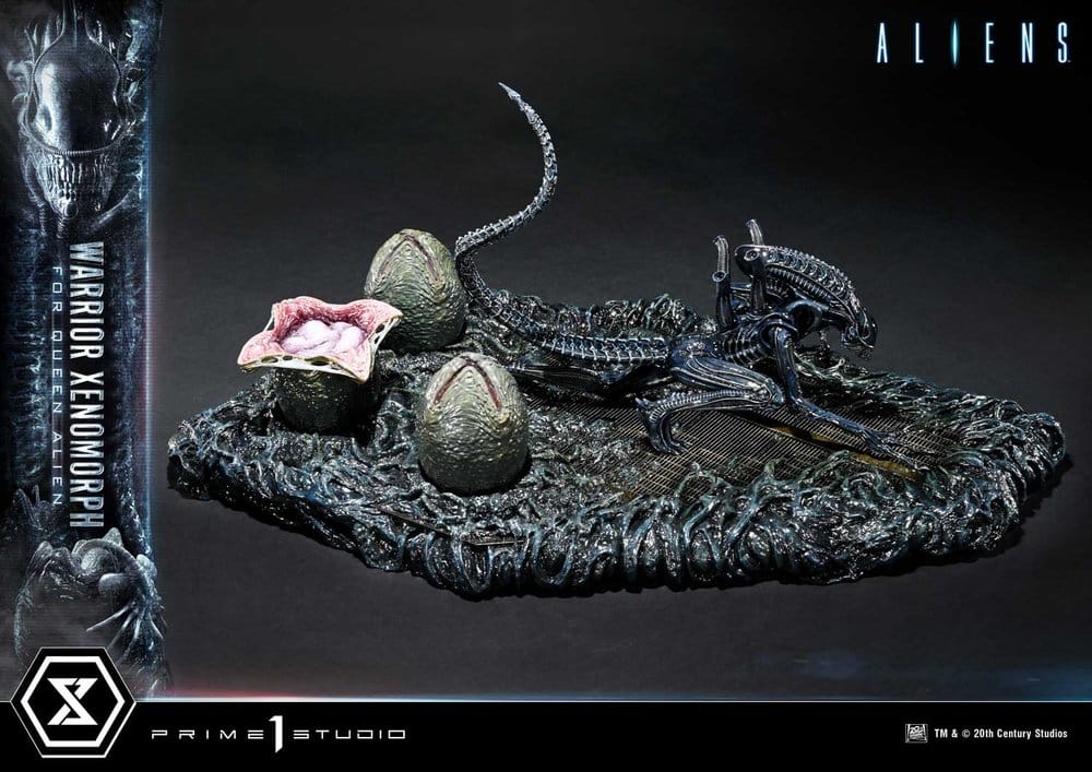 Aliens (Film) Ultimate Diorama Masterline Statue Warrior Xenomorph for Queen Alien 23 cm - Preorder - ETA: 25.04.2028
