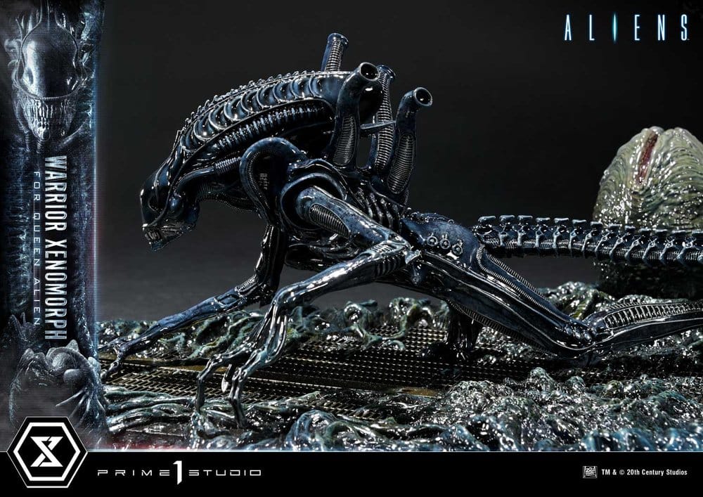 Aliens (Film) Ultimate Diorama Masterline Statue Warrior Xenomorph for Queen Alien 23 cm - Preorder - ETA: 25.04.2028