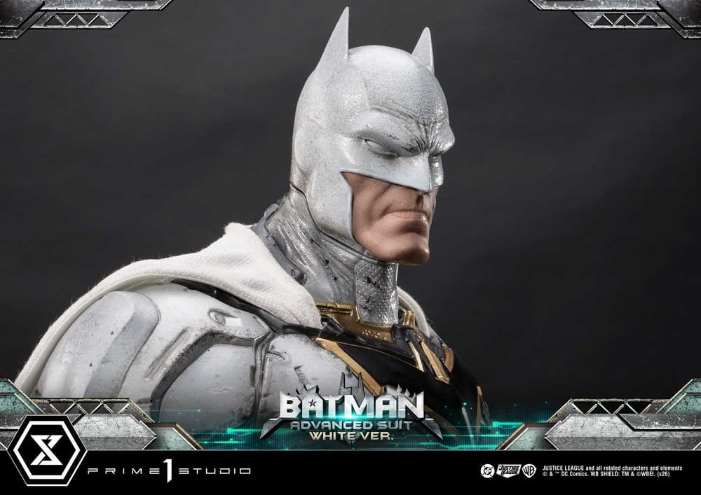 DC Comics Ultimate Museum Masterline Statue Batman Advanced Suit White Version (Design By Josh Nizzi) 51 cm - Preorder - ETA: 25.07.2028