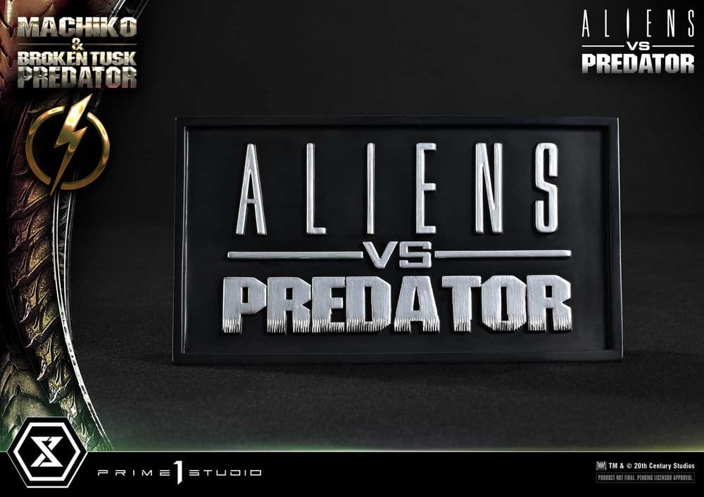 Aliens vs. Predator (Comic) Ultimate Premium Masterline Statue 1/4 Machiko & Broken Tusk Predator 79 cm - Preorder - ETA: 25.04.2028