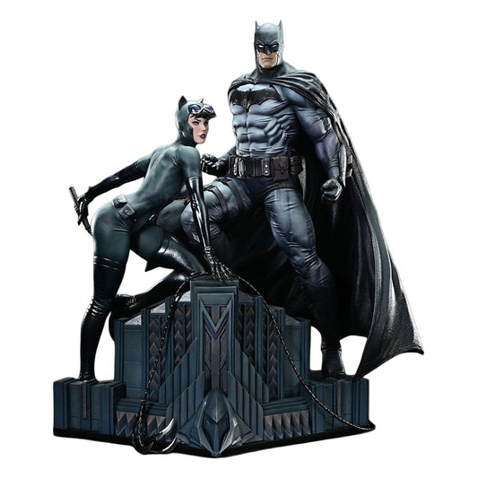 DC Comics Ultimate Premium Masterline Series Statue 1/4 Batman & Catwoman (Concept Design by Clay Mann) 56 cm  - Preorder - ETA: 26.07.2027