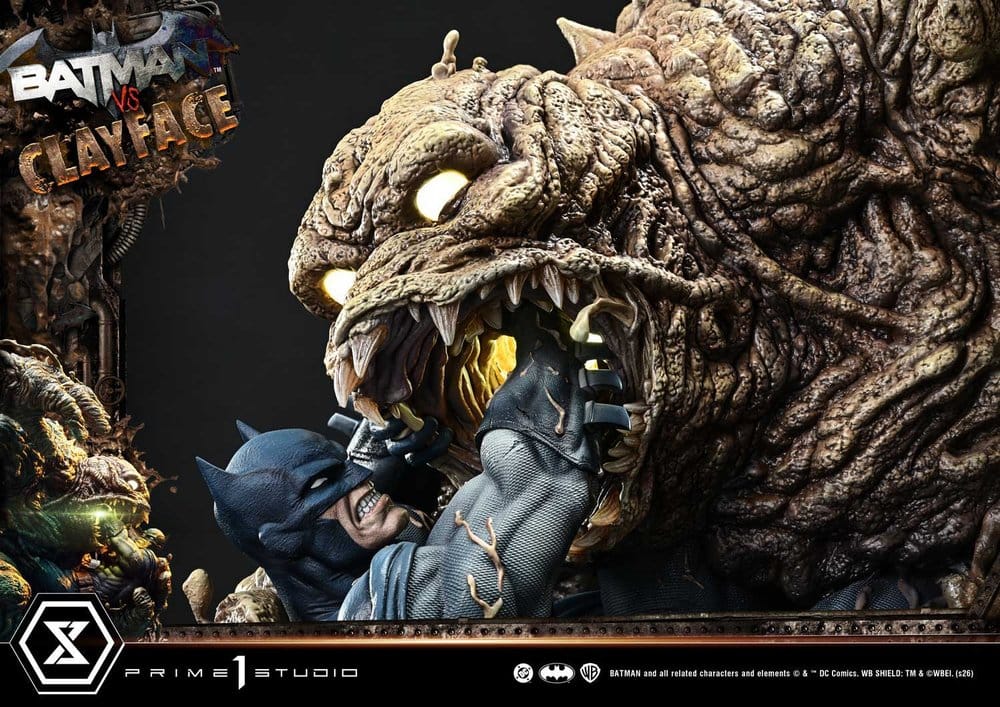 DC Comics Ultimate Premium Masterline Series Statue 1/4 Batman VS Clayface 83 cm - Preorder - ETA: 25.08.2028