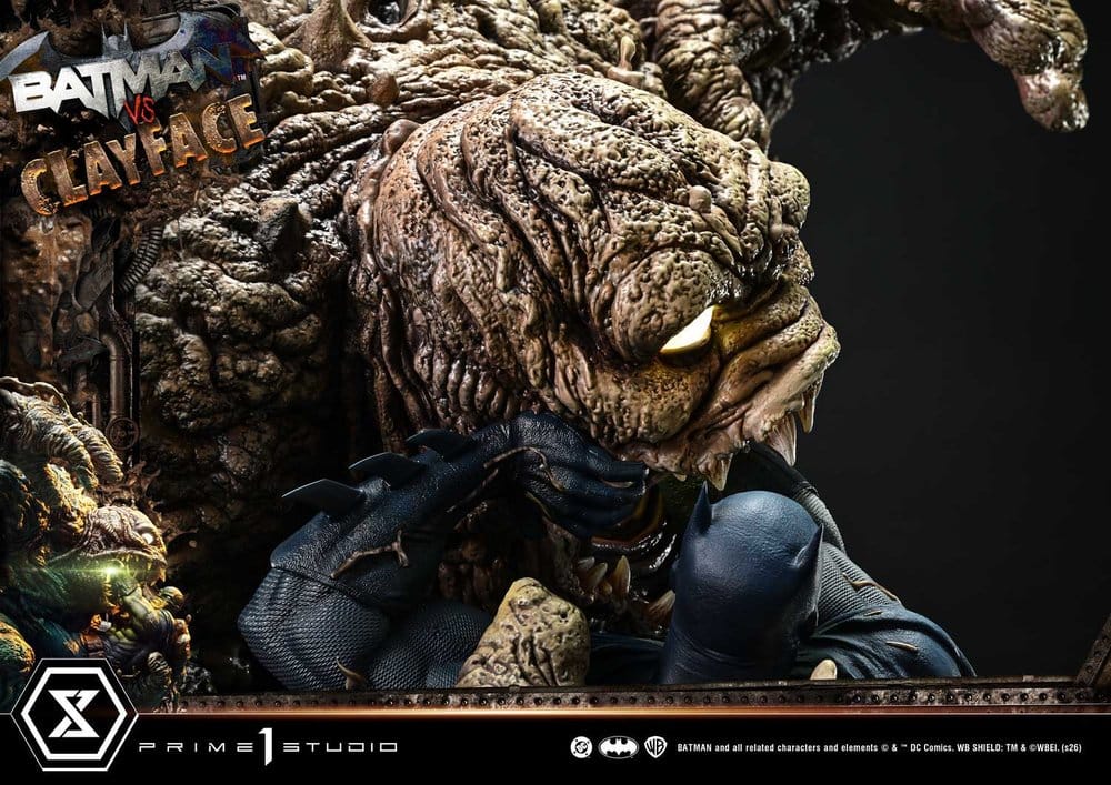 DC Comics Ultimate Premium Masterline Series Statue 1/4 Batman VS Clayface 83 cm - Preorder - ETA: 25.08.2028