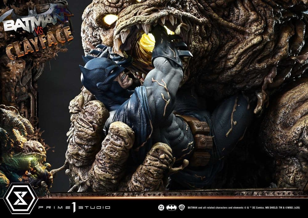 DC Comics Ultimate Premium Masterline Series Statue 1/4 Batman VS Clayface 83 cm - Preorder - ETA: 25.08.2028