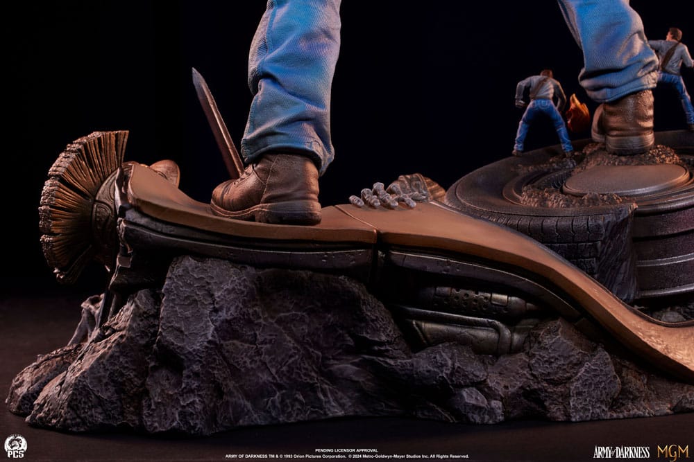 Army of Darkness Premier Series Statue 1/4 Ash 53 cm        - Preorder - ETA: 19.02.2027