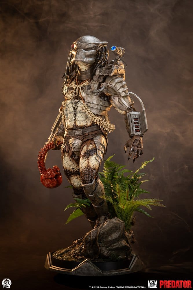 Predator Statue 1/2 Predator 117 cm - Preorder - ETA: 25.08.2027