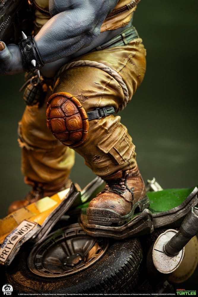Teenage Mutant Ninja Turtles Legends Statue 1/3 Rocksteady 69 cm  - Preorder - ETA: 25.02.2027