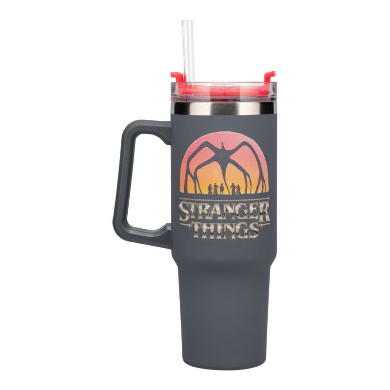 Stranger Things 5 Trinkbecher mit Trinkhalm 900 ml  - Versand: 7 Tage nach Bestellung