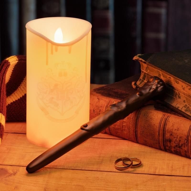 Harry Potter Leuchte Kerze mit Zauberstab-Fernbedienung 19 cm - Versand: 7 Tage nach Bestellung