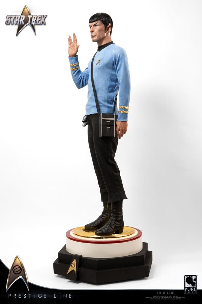 Star Trek Prestige Line Statue 1/2 Scale Spock 111 cm - Preorder - ETA: 25.11.2027