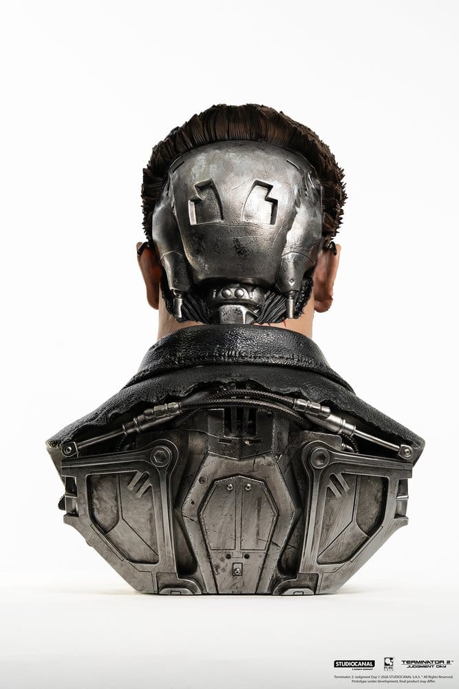 Terminator 2 Replik 1/1 T-800 Model 101 Battle Damaged Art Mask 47 cm   - Preorder - ETA: 25.05.2027