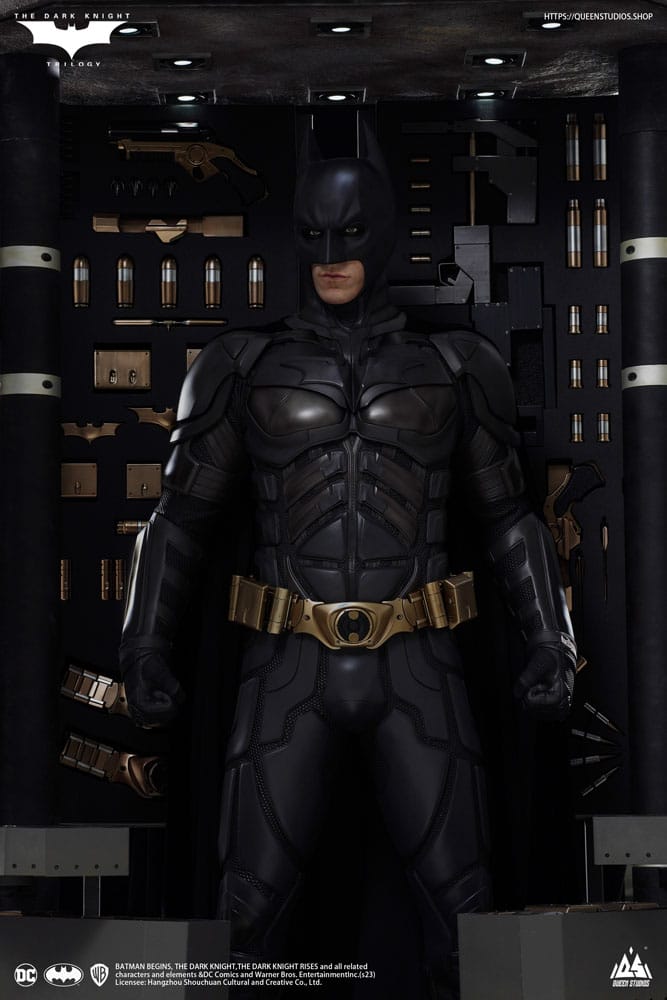 The Dark Knight Life-Size Statue Batman Ultimate Edition 207 cm - Versand: 7 Tage nach Bestellung