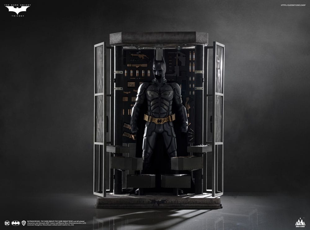 The Dark Knight Life-Size Statue Batman Ultimate Edition 207 cm - Versand: 7 Tage nach Bestellung