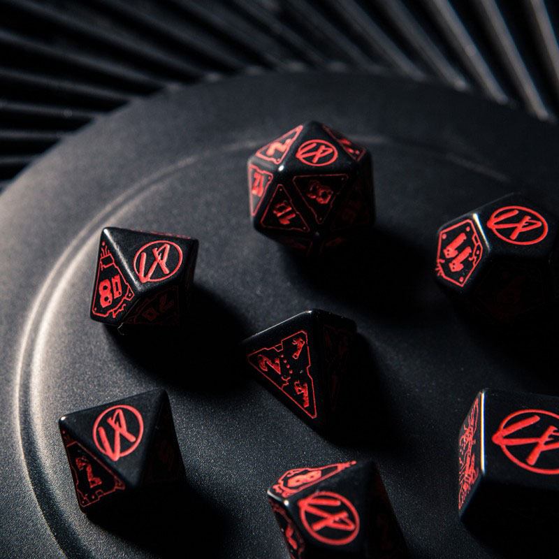 Cyberpunk Würfel Set Blood over Chrome (7) - Versand: 5-7 Tage nach Bestellung