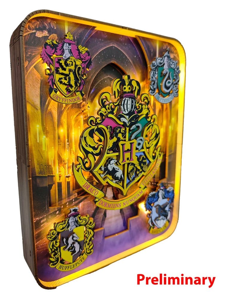 Harry Potter Tiny Adventures Wandrahmen Hogwarts Wappen - Preorder - ETA: 25.08.2026