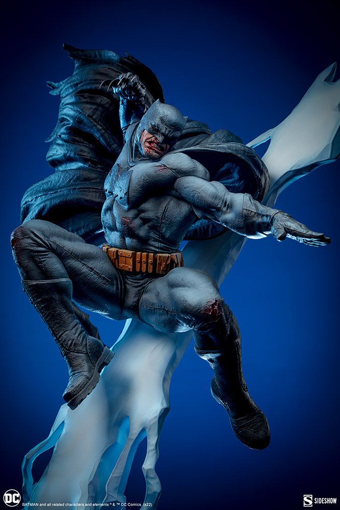 DC Comics Premium Format Statue Batman: The Dark Knight Returns 80 cm - Preorder - ETA: 25.04.2028