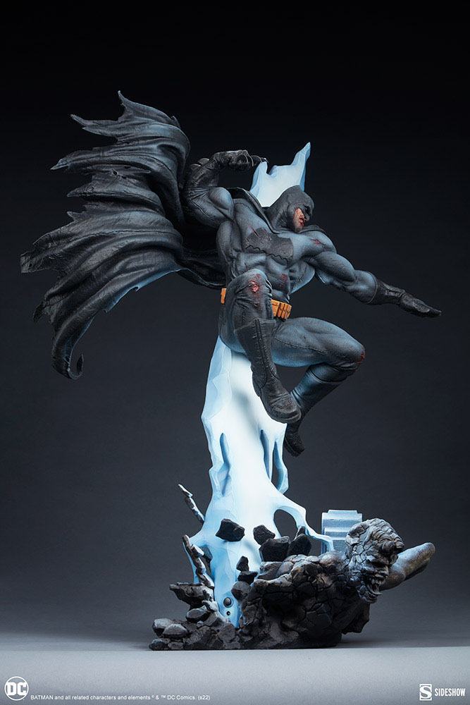 DC Comics Premium Format Statue Batman: The Dark Knight Returns 80 cm - Preorder - ETA: 25.04.2028