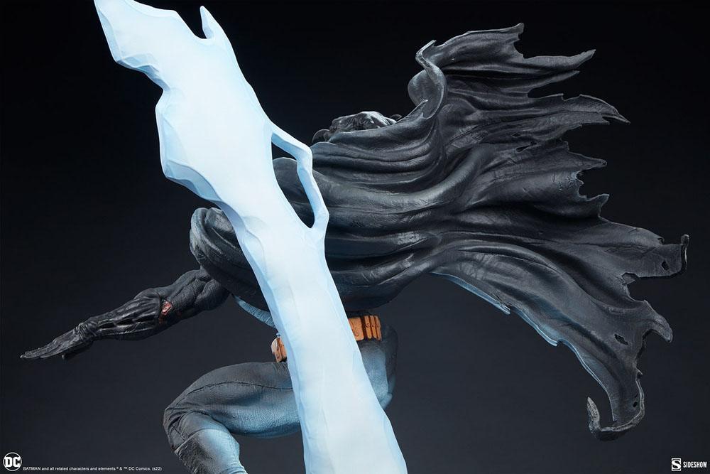DC Comics Premium Format Statue Batman: The Dark Knight Returns 80 cm - Preorder - ETA: 25.04.2028