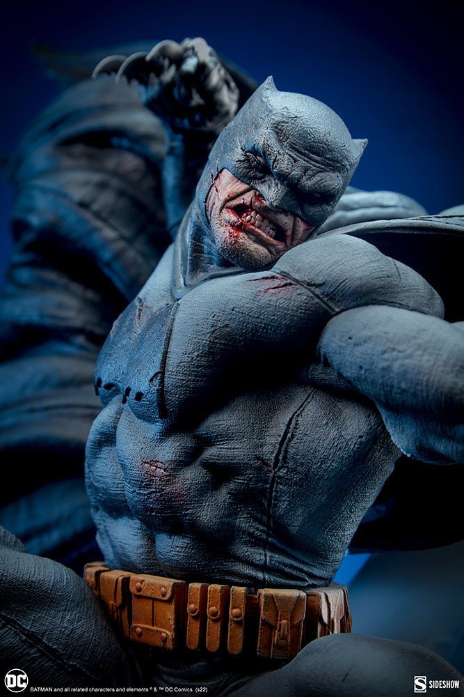 DC Comics Premium Format Statue Batman: The Dark Knight Returns 80 cm - Preorder - ETA: 25.04.2028