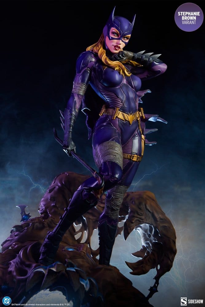 DC Comics Premium Format Statue Batgirl (Stephanie Brown Variant) 55 cm - Versand: 7 Tage nach Bestellung