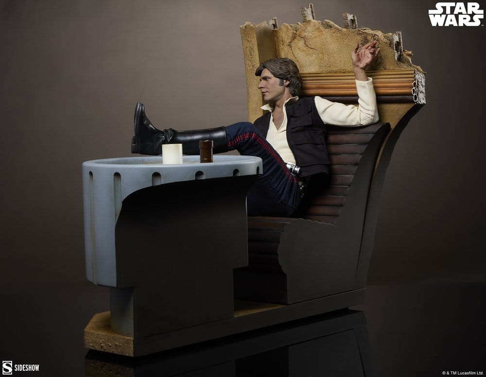 Star Wars Episode IV Mixed Media Premium Format Figur Han Solo: Sorry About the Mess 32 cm - Preorder - ETA: 25.01.2027