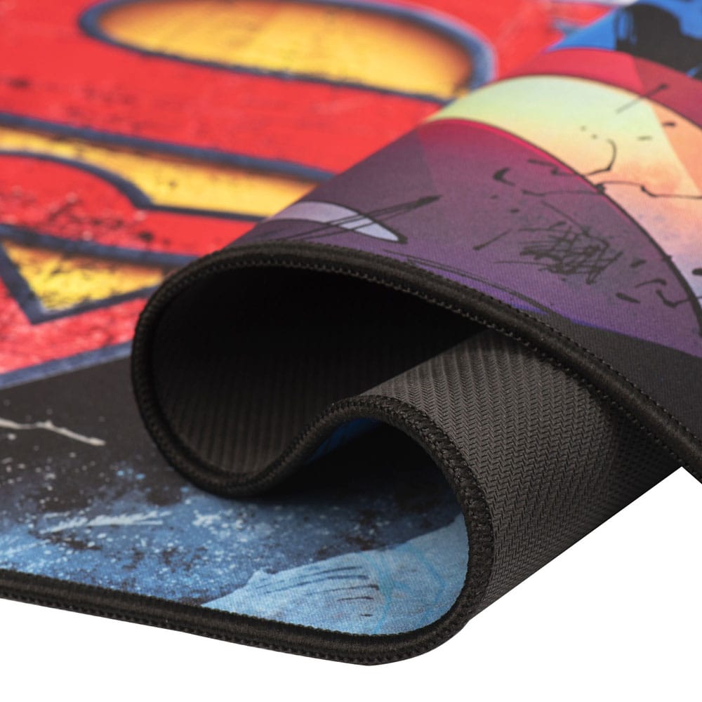 Superman XXL Schreibtischunterlage Version 1 - Preorder - ETA: 09.12.2025