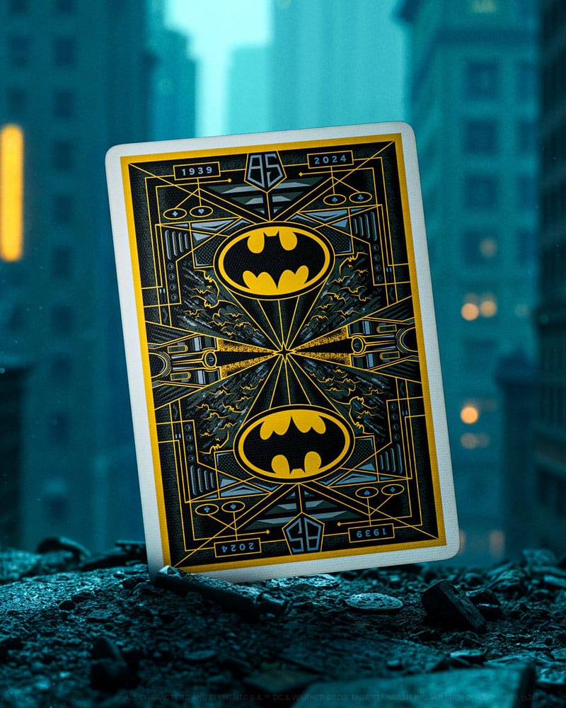 Batman 85th Anniversary Spielkarten  - Preorder - ETA: 14.11.2025