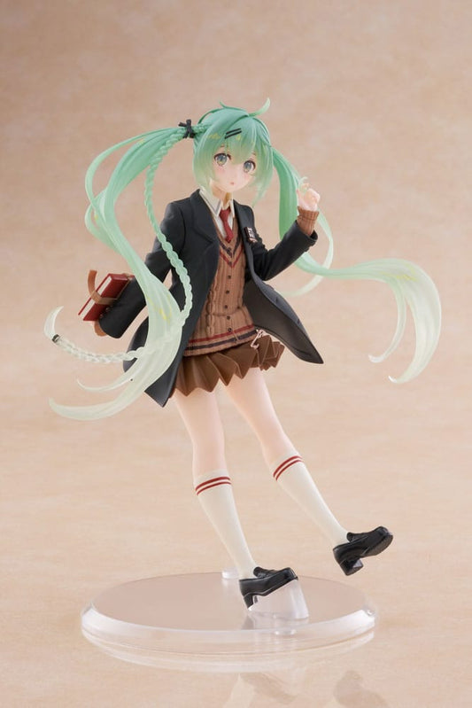 Hatsune Miku PVC Statue Hatsune Miku Fashion Preppy Ver. 18 cm             - Preorder - ETA: 18.09.2025